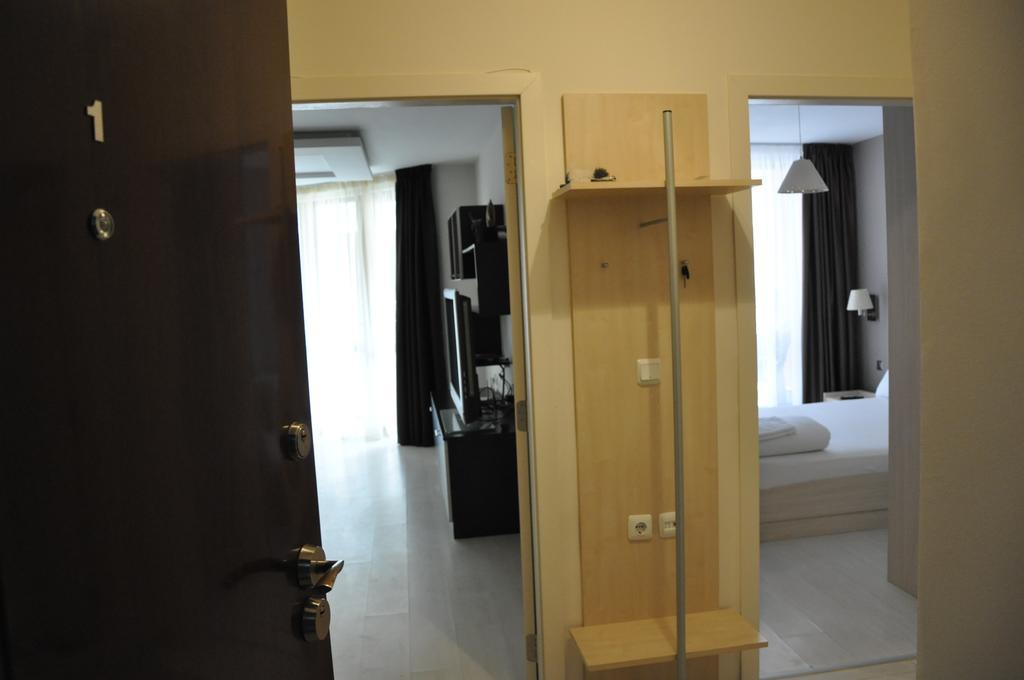 Black Sea Brееze Apartment Varna Exterior photo